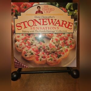 The Pampered Chef Stoneware Sensations Baking Book